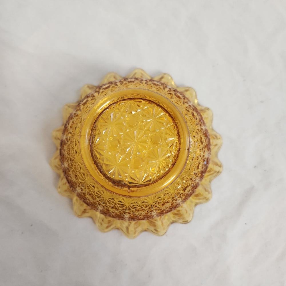 LE Smith Amber Daisy and Button Glass Candy Dish Bowl - Picture 8 of 9